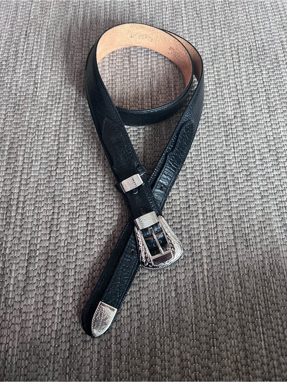 Silver Creek Collection Western black and silver tone leather belt size 40